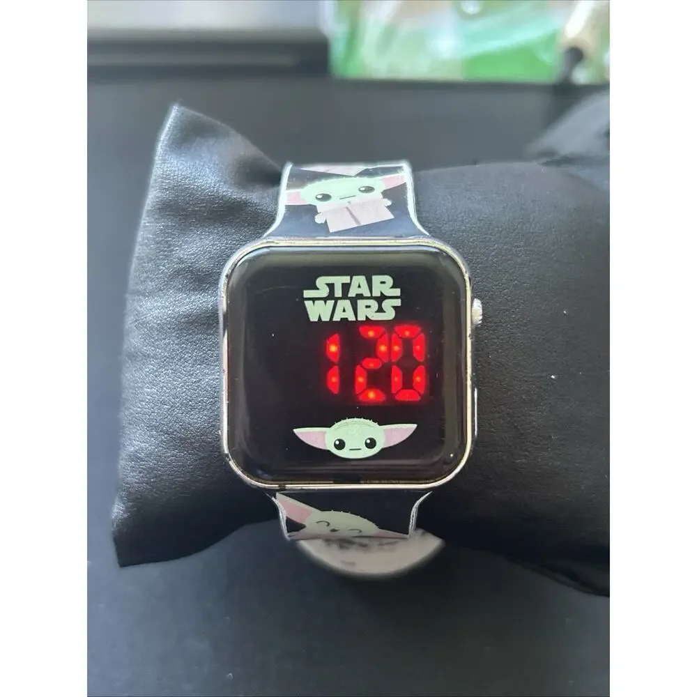 Star Wars Baby Yoda Kids Digital Watch